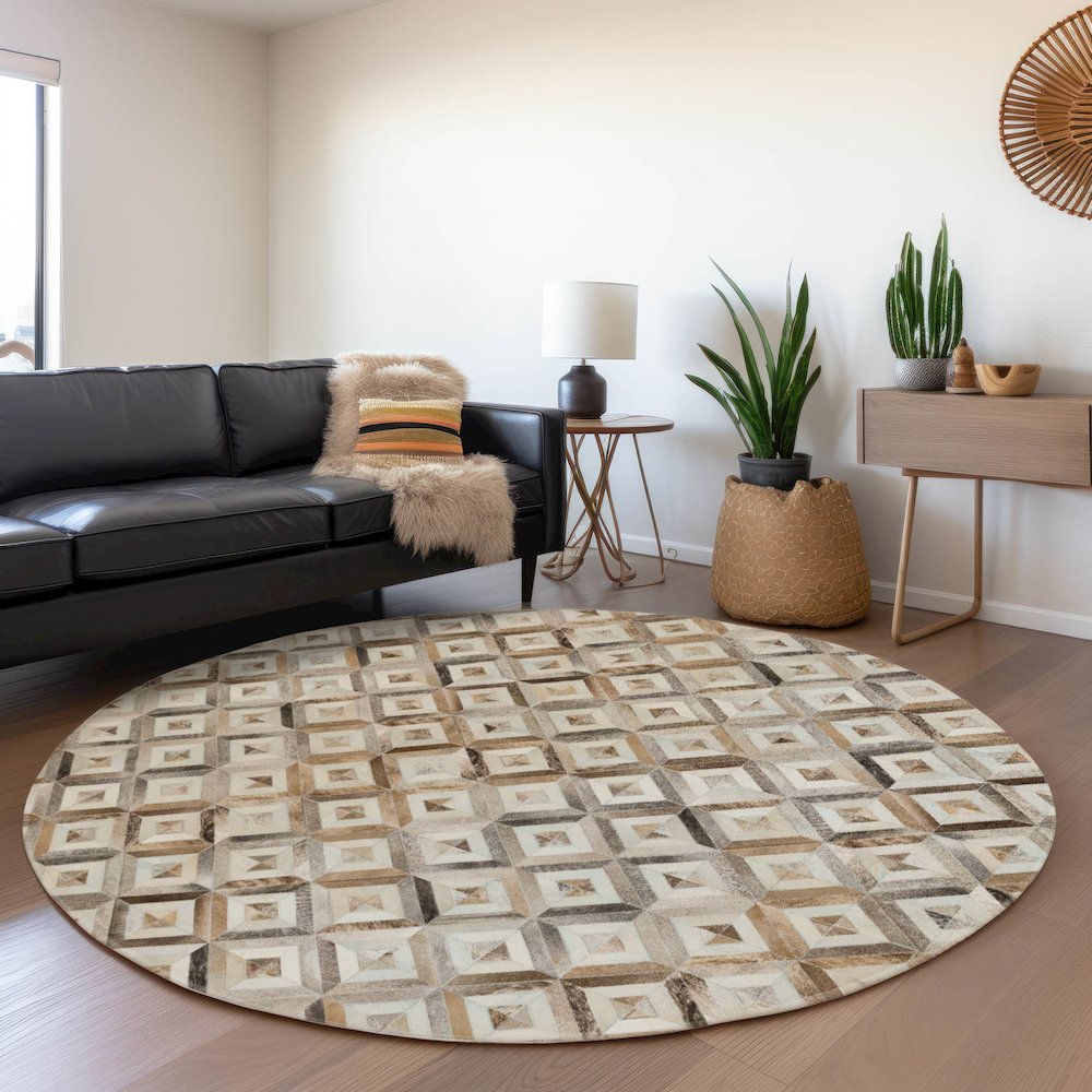 Luxury Washable Indoor/Outdoor Bozeman Gray 8' x 8' Round Rug. Picture 5