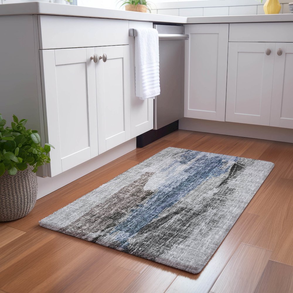 Luxury Washable Boca Pewter 1'8" x 2'6" Rug. Picture 5