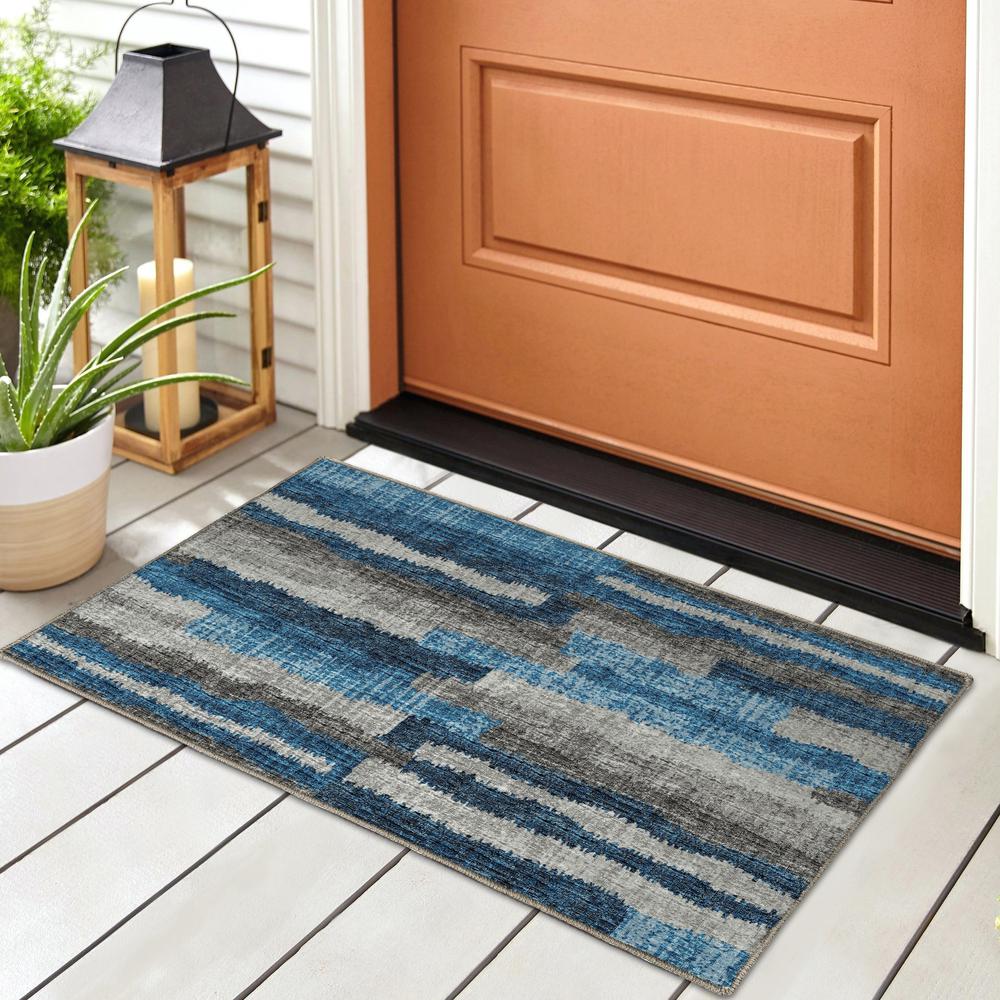 Brisbane BR7 Navy 1'8" x 2'6" Rug. Picture 2