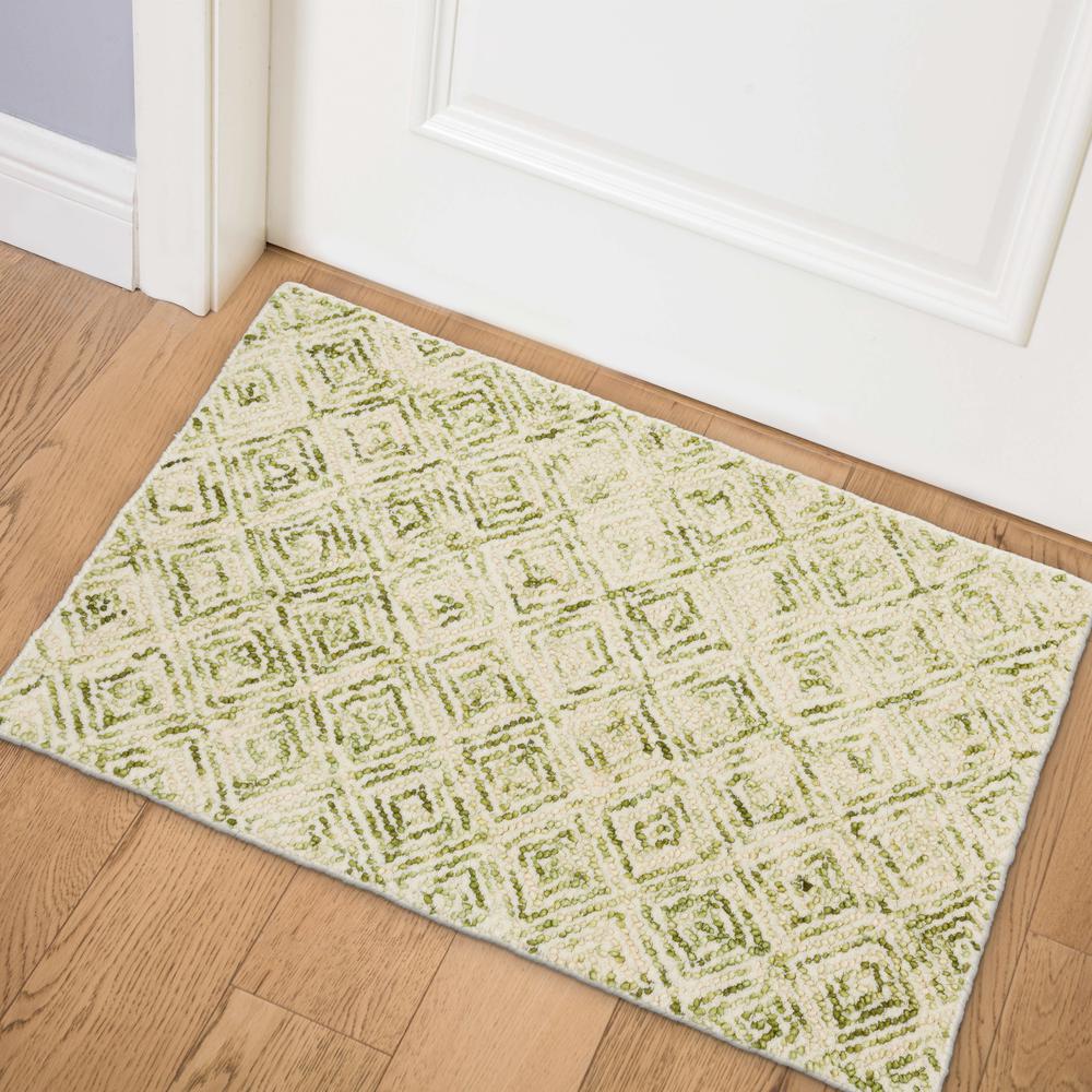 Zoe ZZ1 Lime 2' x 3' Rug. Picture 2