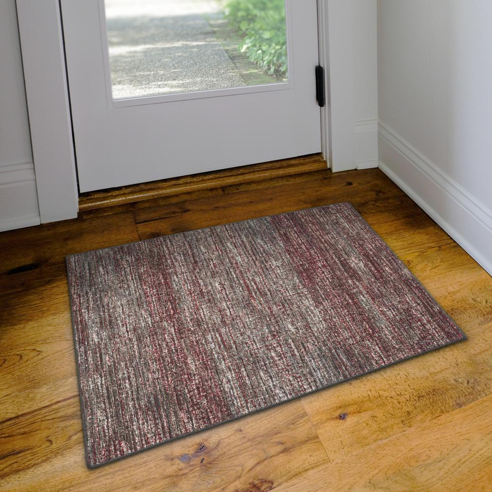Ciara CR1 Merlot 2' x 3' Rug. Picture 2