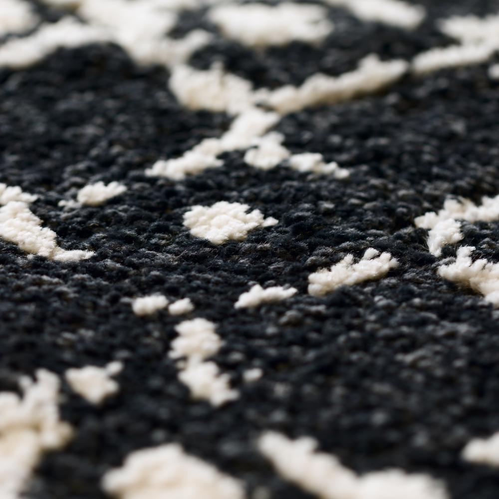Marquee MQ2 Midnight 1'8" x 2'6" Rug. Picture 8