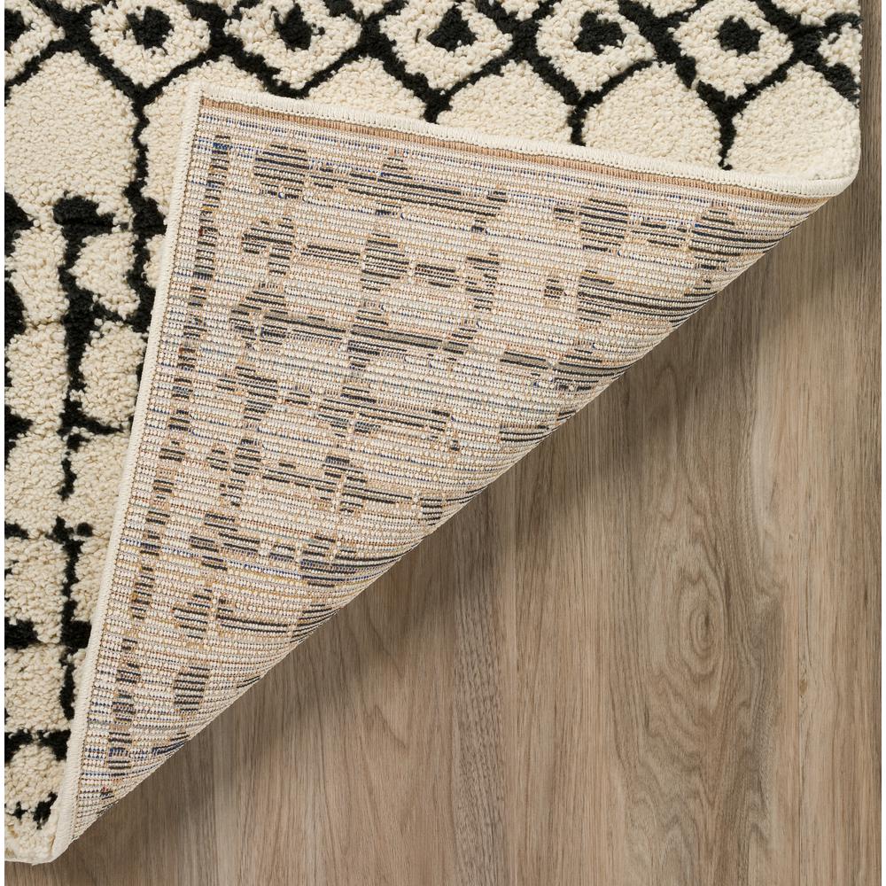 Marquee MQ2 Ivory/Midnight 1'8" x 2'6" Rug. Picture 7