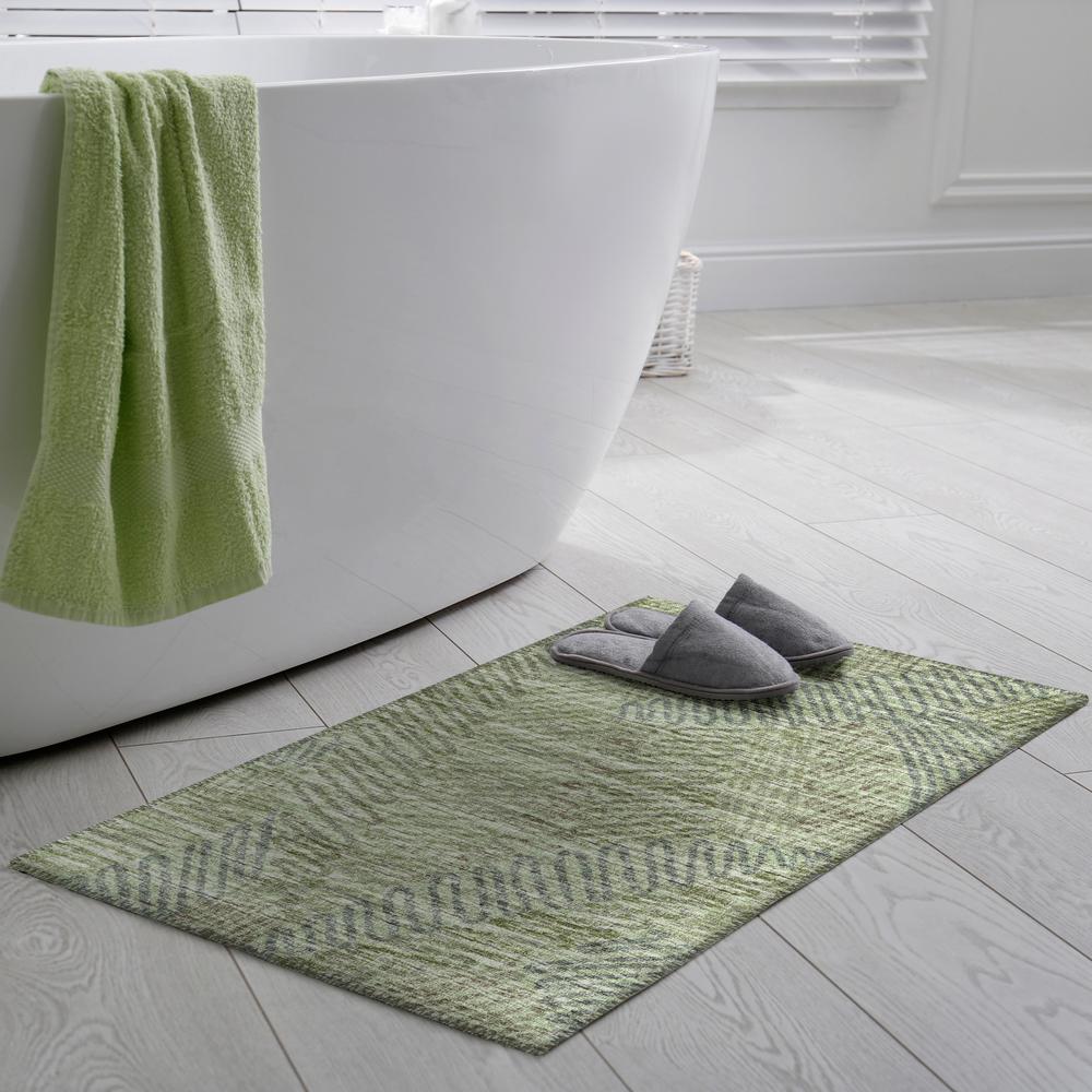 Yuma Green Transitional Abstract 1'8" x 2'6" Accent Rug Green AYU41. Picture 1