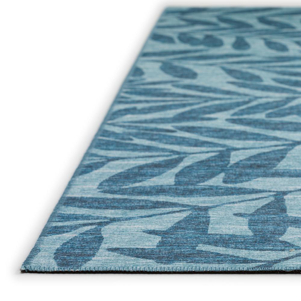 Yuma Blue Coastal Floral 1'8" x 2'6" Accent Rug Blue AYU35. Picture 3