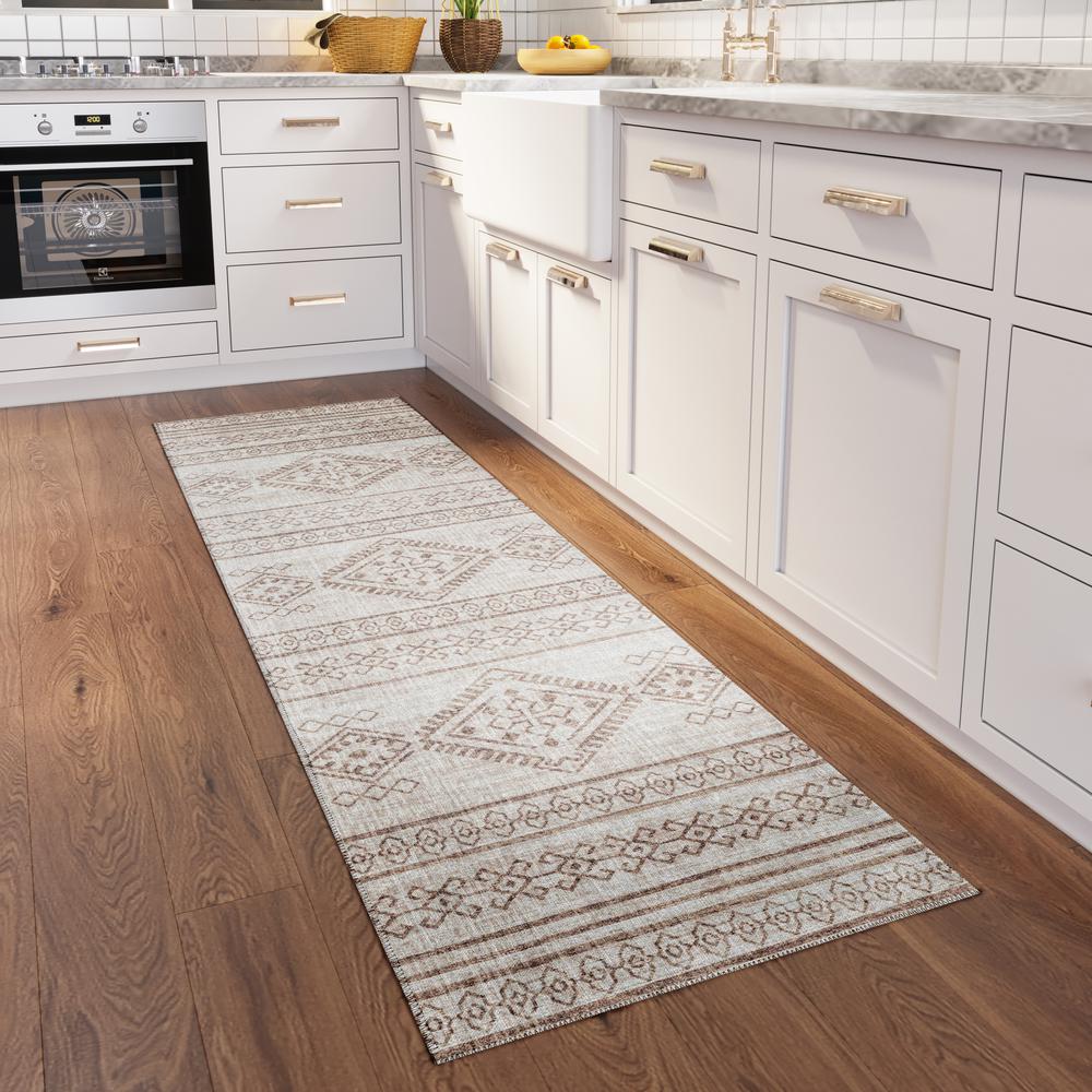 Yuma Taupe Transitional Southwest 2'3" x 7'6" Runner Rug Taupe AYU44. Picture 1