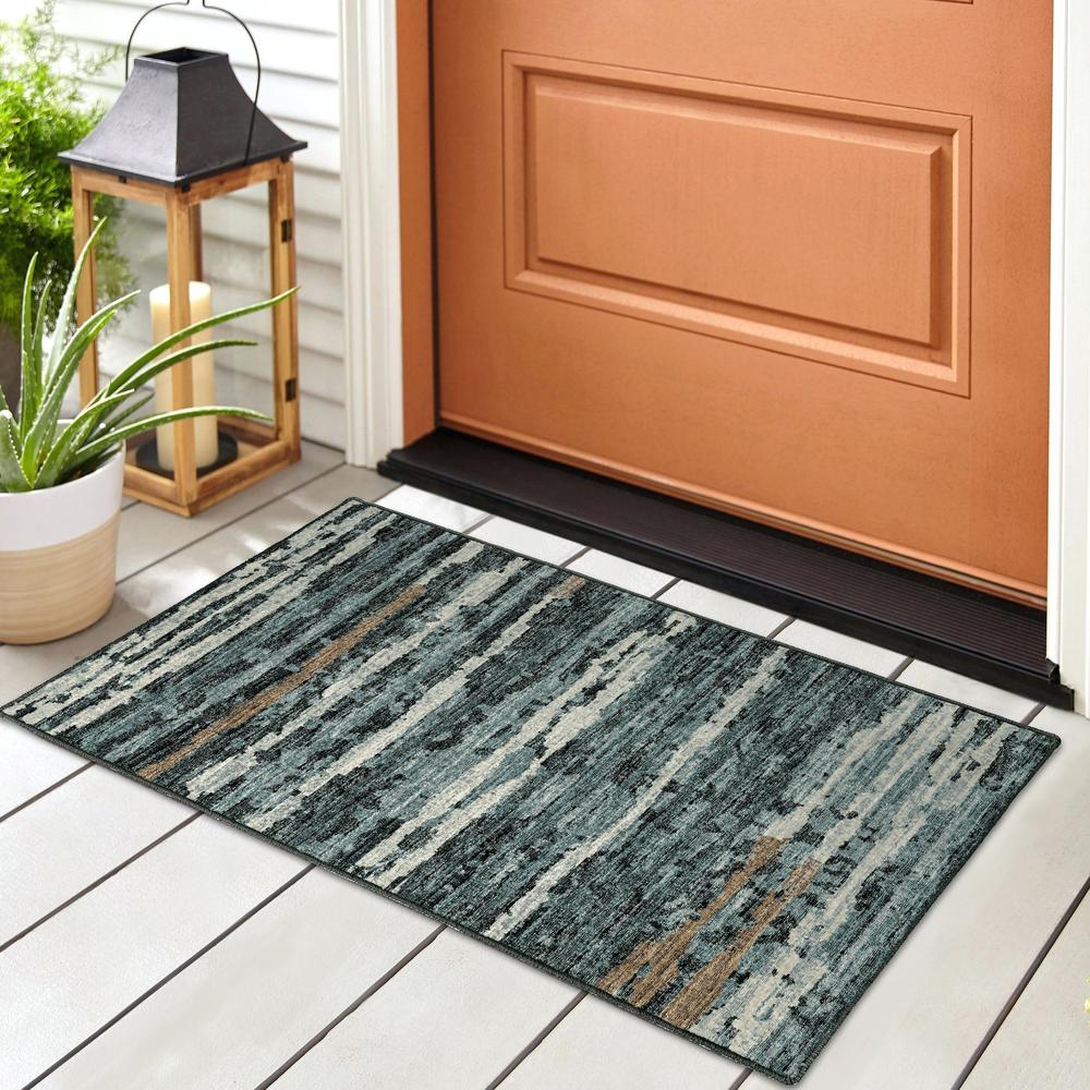Brisbane BR4 Midnight 1'8" x 2'6" Rug. Picture 2