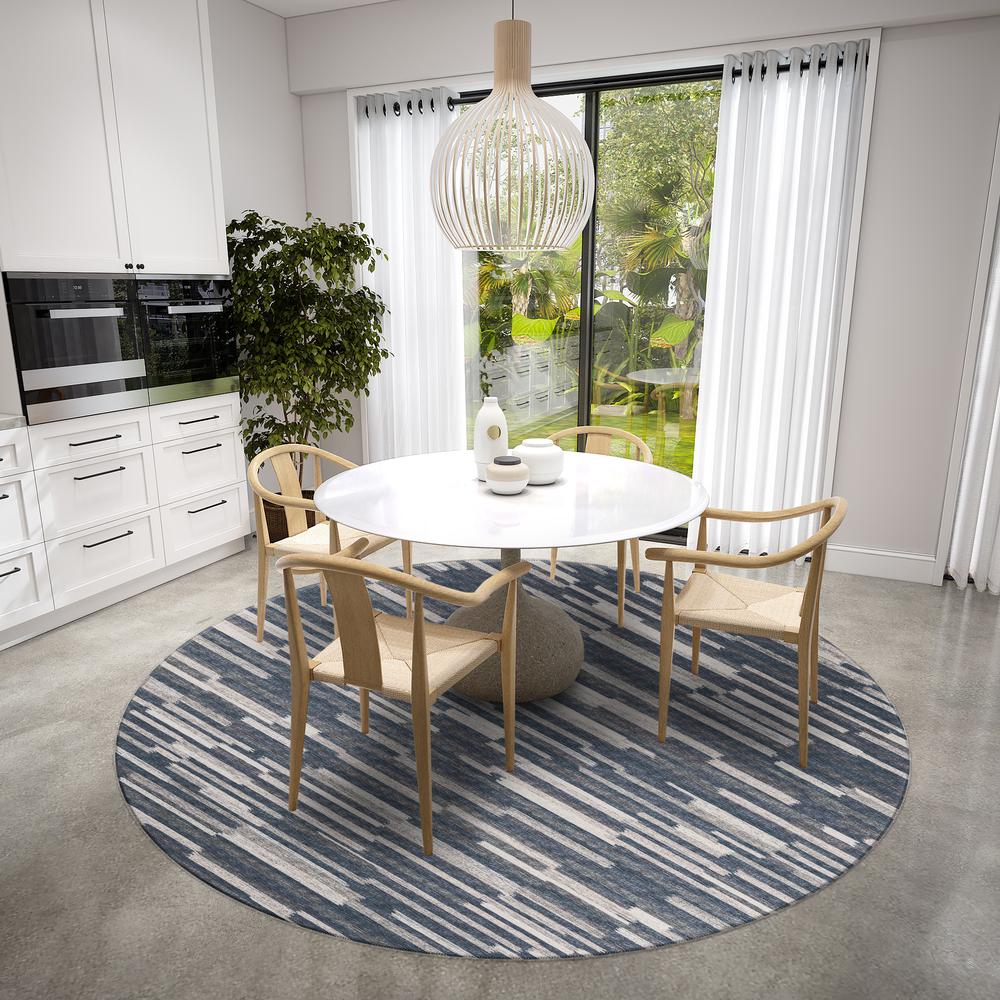 Yuma Gray Transitional Striped 8' x 8' Area Rug Gray AYU38. Picture 1
