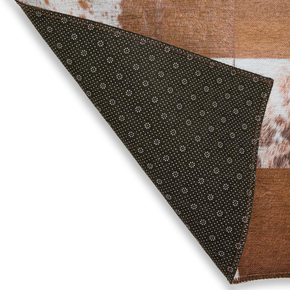 Laredo Brown Animal Patchwork 1'8" x 2'6" Accent Rug Brown ALR40. Picture 4