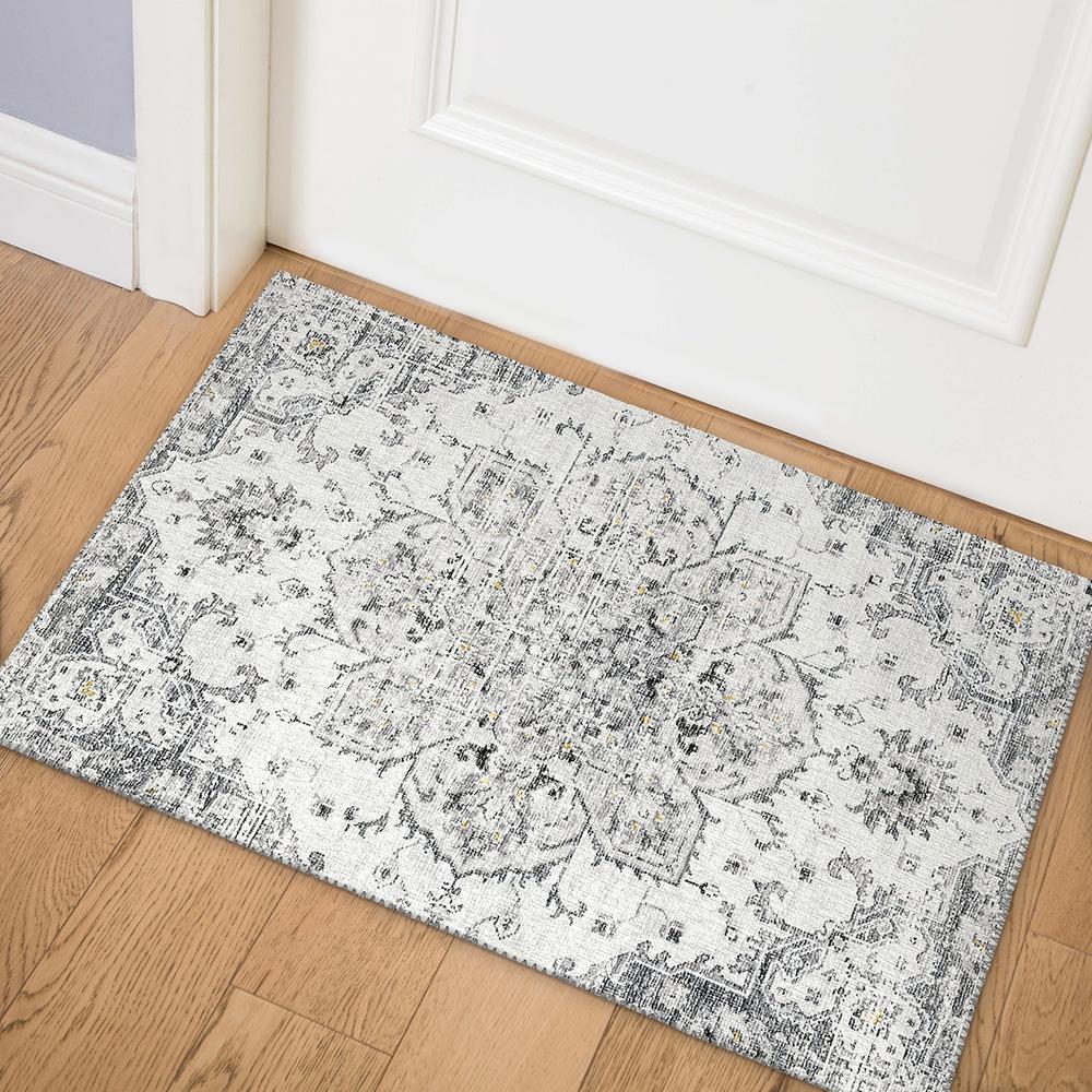 Indoor/Outdoor Marbella MB3 Linen Washable 1'8" x 2'6" Rug. Picture 2