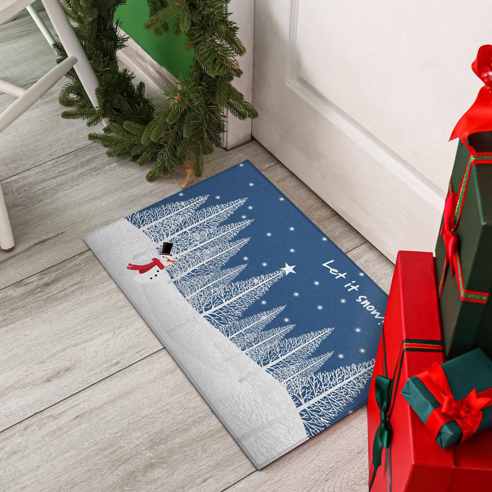 Indoor/Outdoor Cozy Winter ACW42 Blue Washable 1'8" x 2'6" Rug. Picture 2