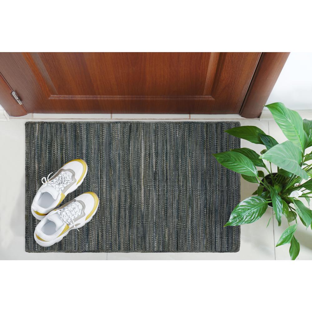 Targon TA1 Carbon 2' x 3' Rug. Picture 2