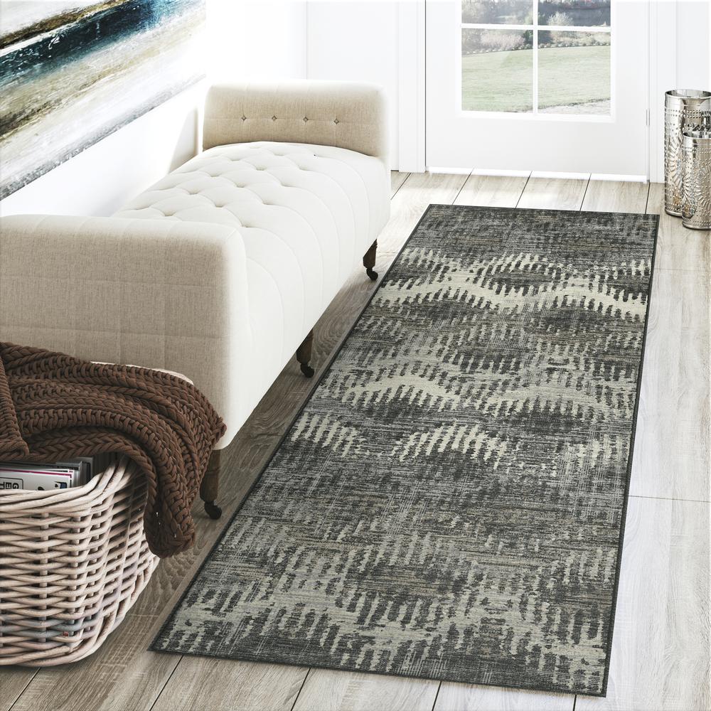 Brisbane BR9 Midnight 2'3" x 7'6" Runner Rug. Picture 2