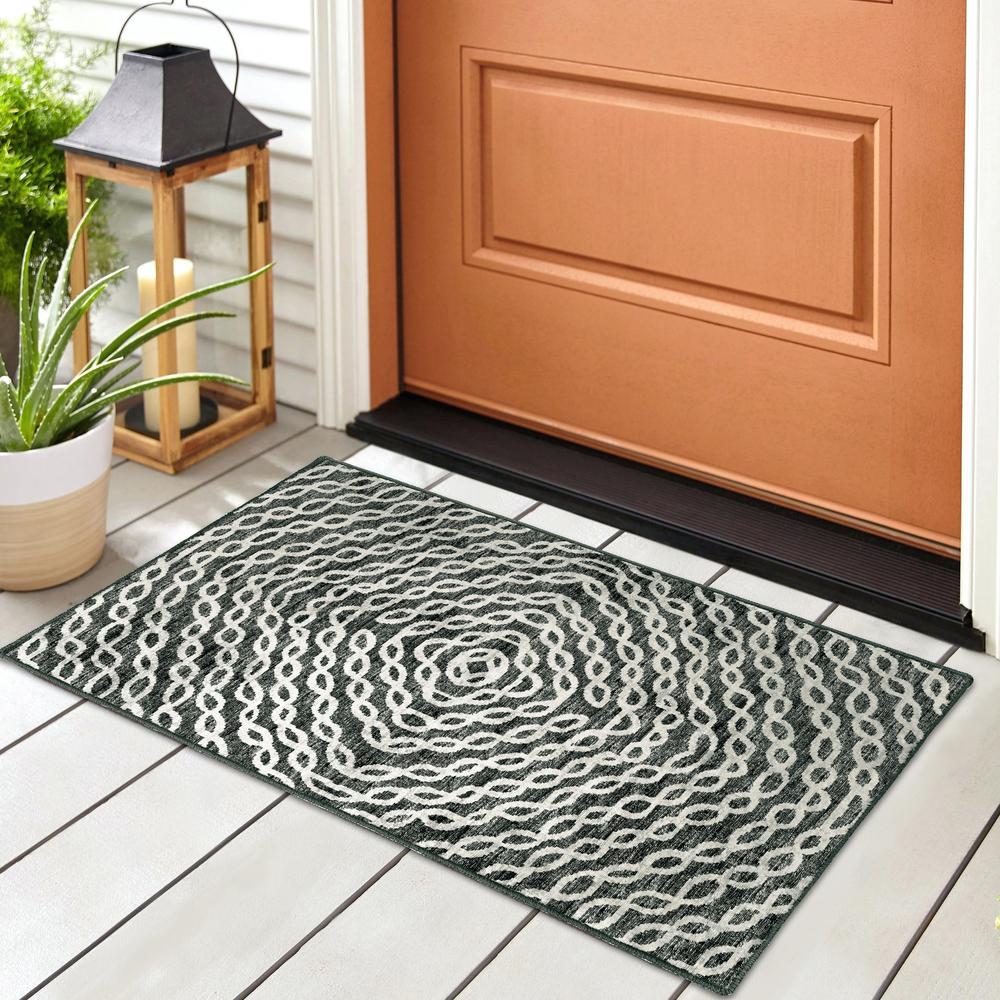 Brisbane BR3 Midnight 1'8" x 2'6" Rug. Picture 2