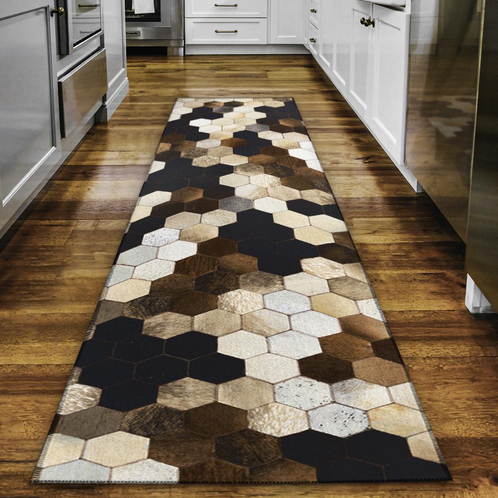 Laredo Multi Animal Patchwork 2'3" x 7'6" Runner Rug Multi ALR39. Picture 1