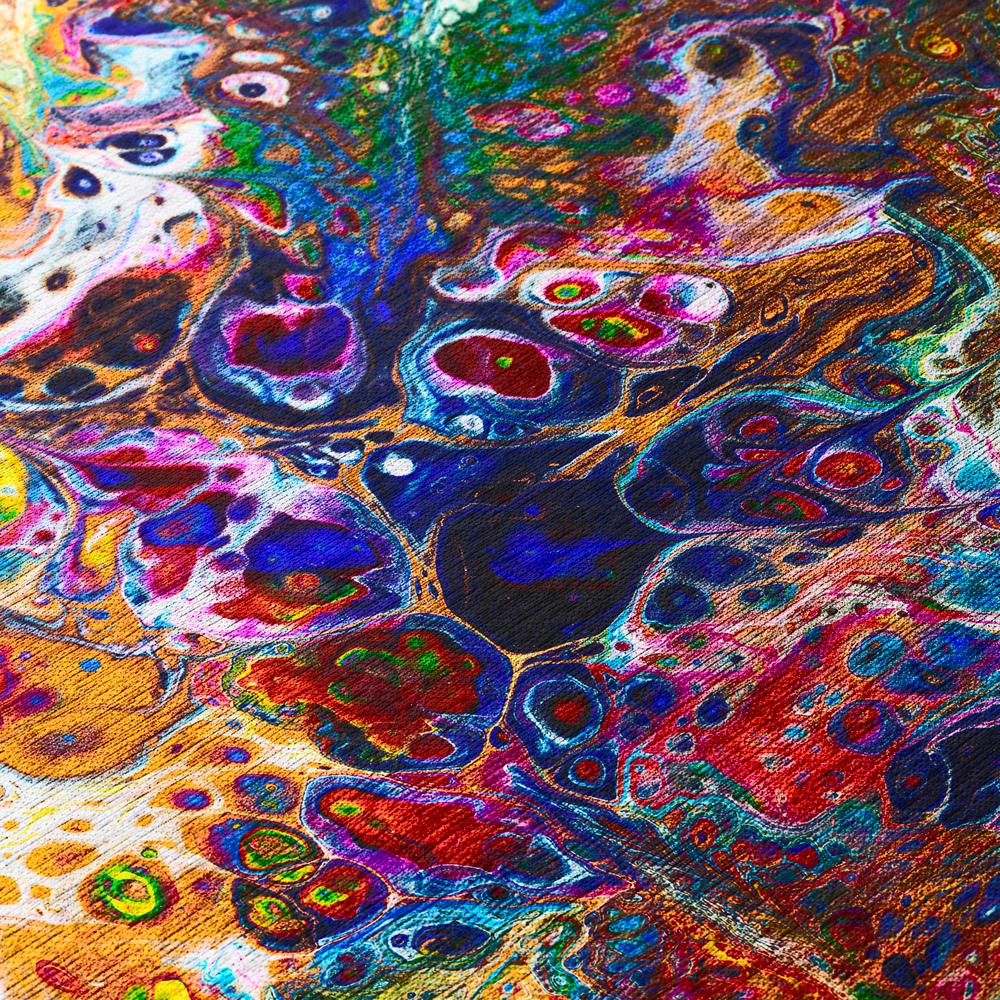 Karina Kaleidoscope Modern Abstract 1'8" x 2'6" Accent Rug Kaleidoscope AKC31. Picture 5