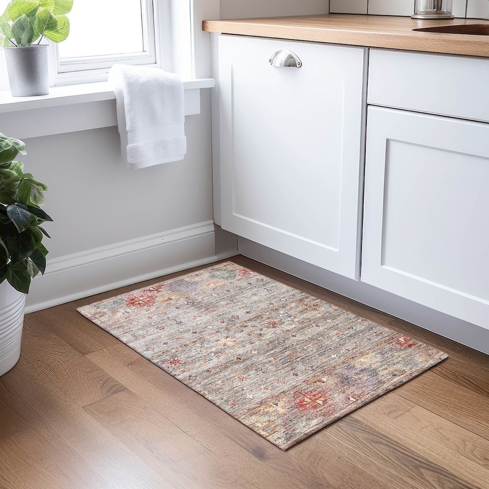 Indoor/Outdoor Karaj Gray 1'8" x 2'6" Rug. Picture 5