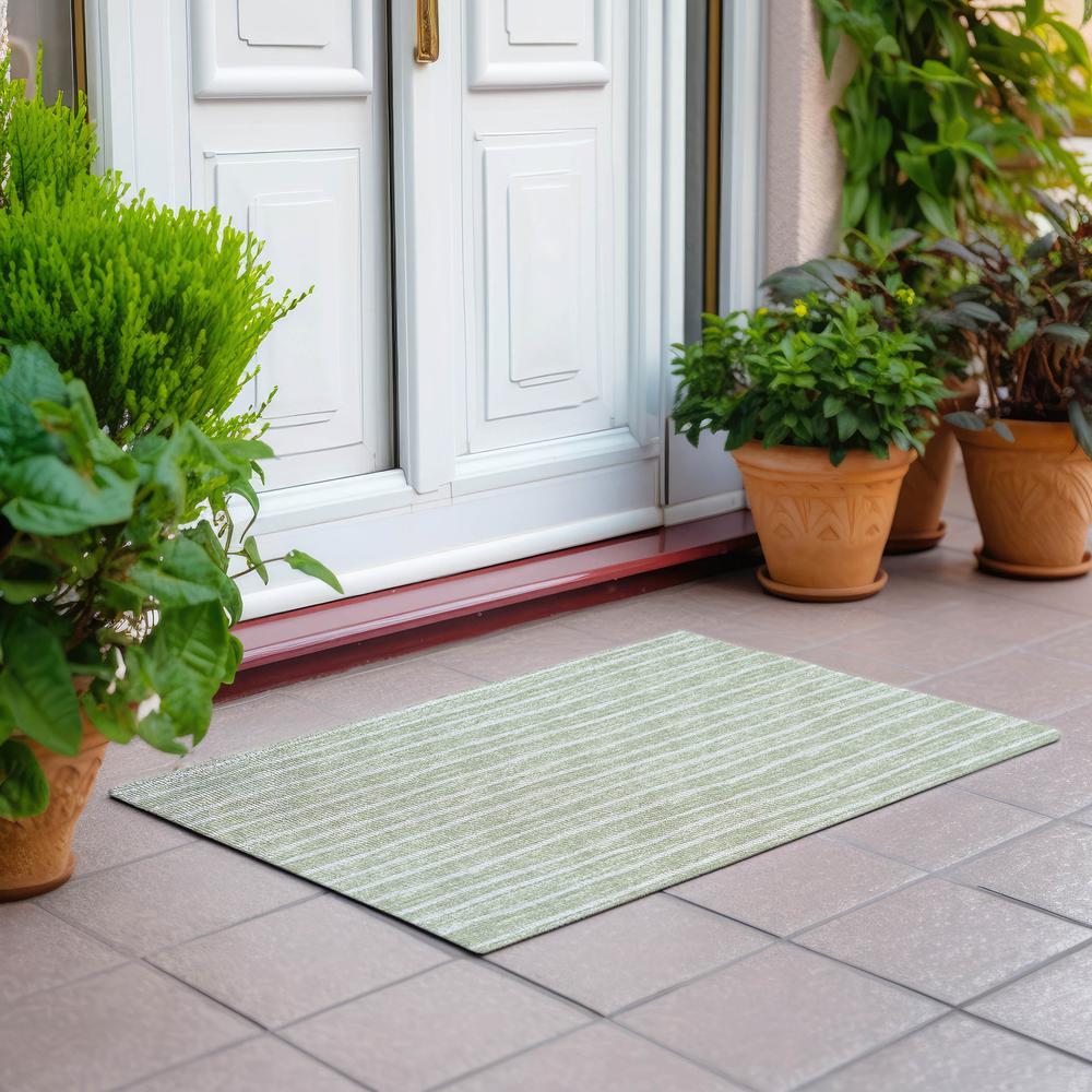 Indoor/Outdoor Laidley LA1 Mist Washable 1'8" x 2'6" Rug. Picture 9