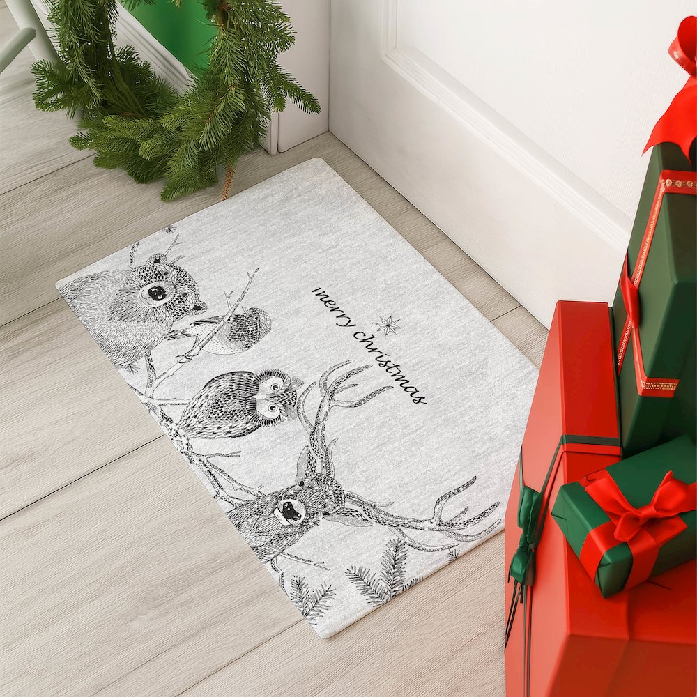 Luxury Washable Indoor/Outdoor Merry & Bright Flannel 1'8" x 2'6" Rug. Picture 5