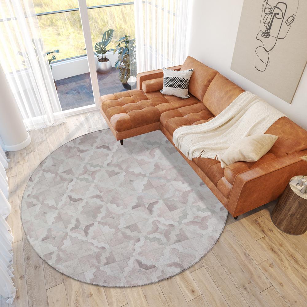 Laredo Ivory Animal Patchwork 8' x 8' Round Rug Ivory ALR38. Picture 1