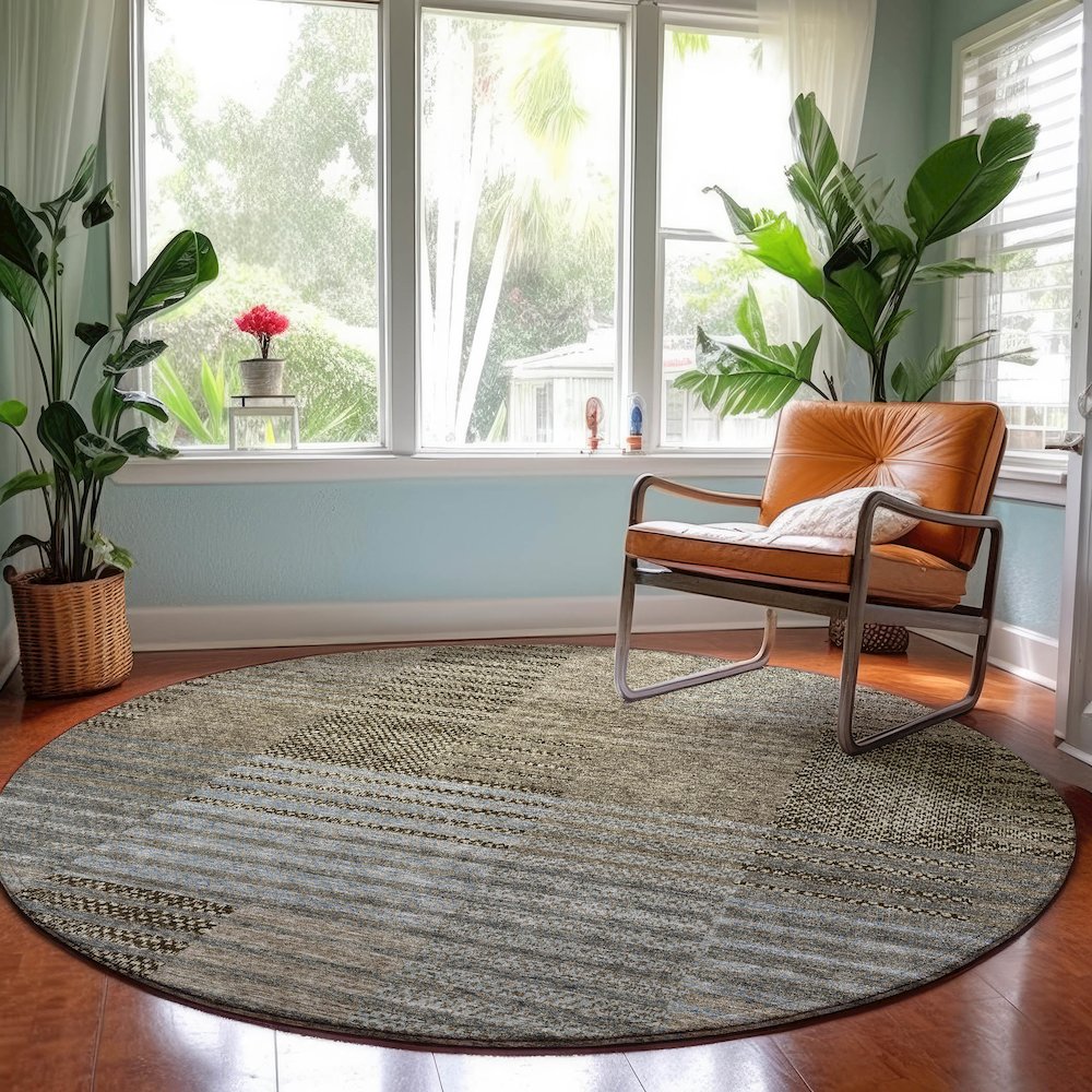 Machine Washable Indoor/Outdoor Neo Taupe 8' x 8' Round Rug. Picture 5
