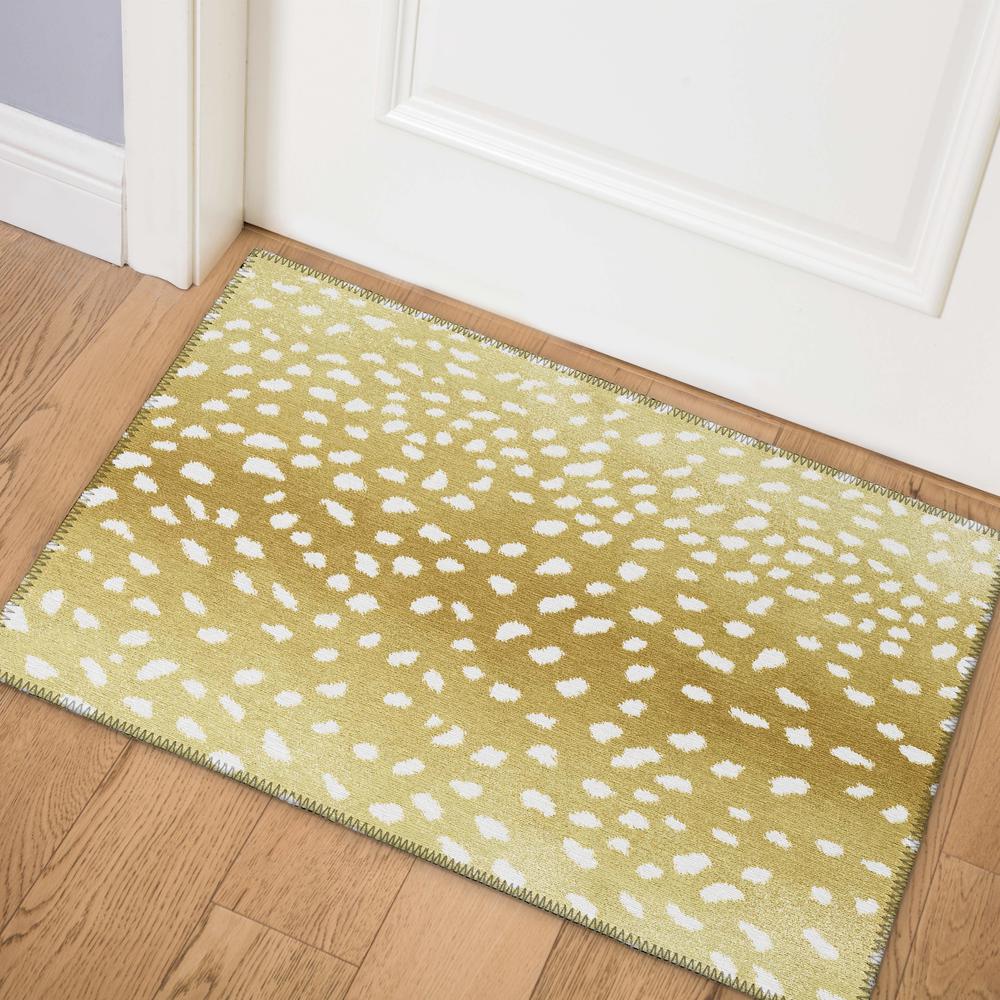 Safari Gilded Animal Animal Print 1'8" x 2'6" Accent Rug Gilded ASF33. Picture 1