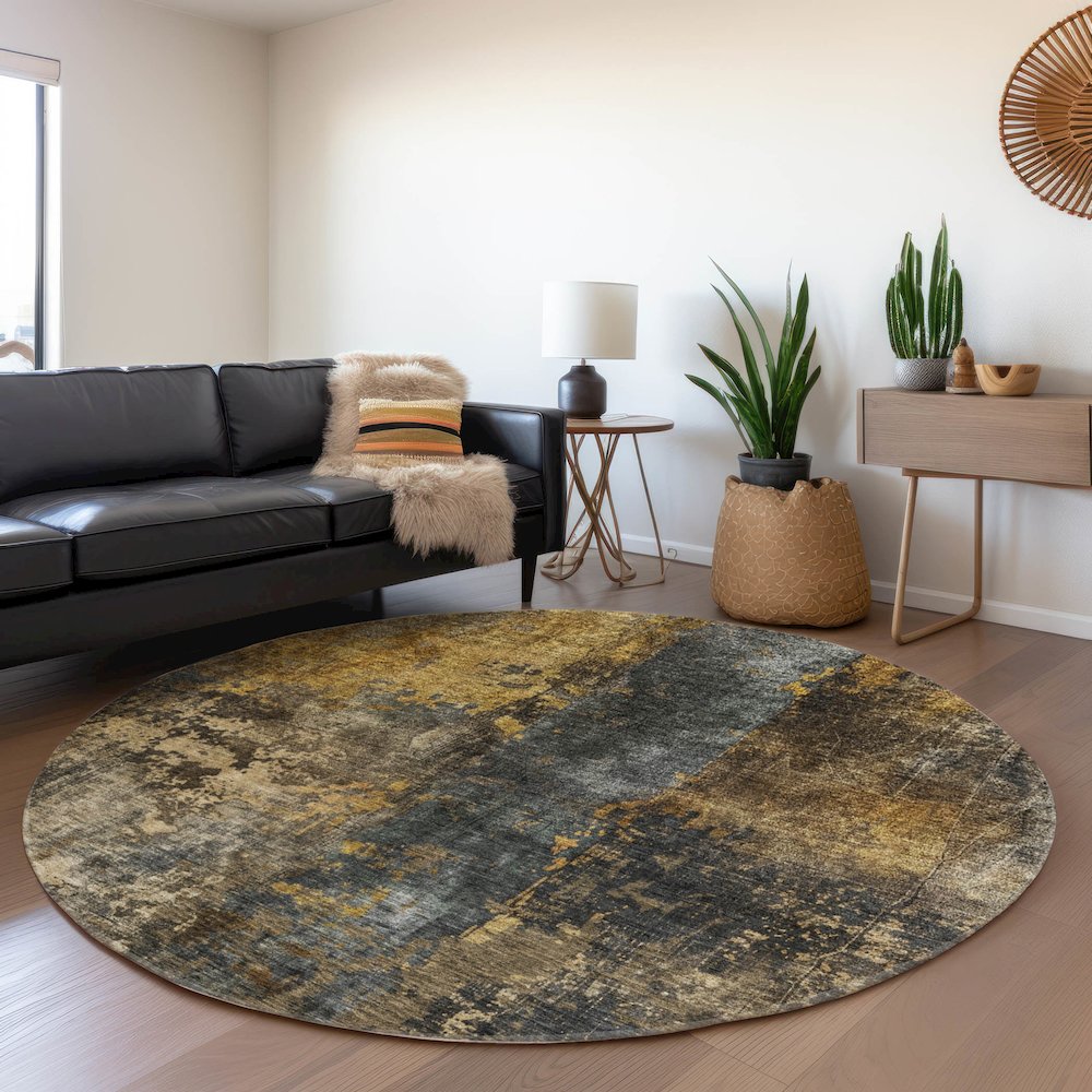 Indoor/Outdoor Nouveau Gray 8' x 8' Round Rug. Picture 5