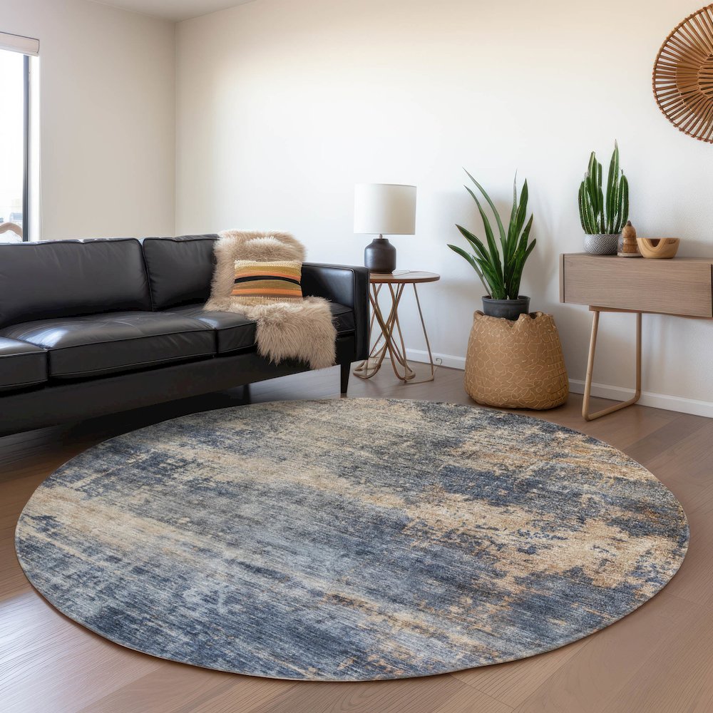 Indoor/Outdoor Nouveau Denim 8' x 8' Round Rug. Picture 5