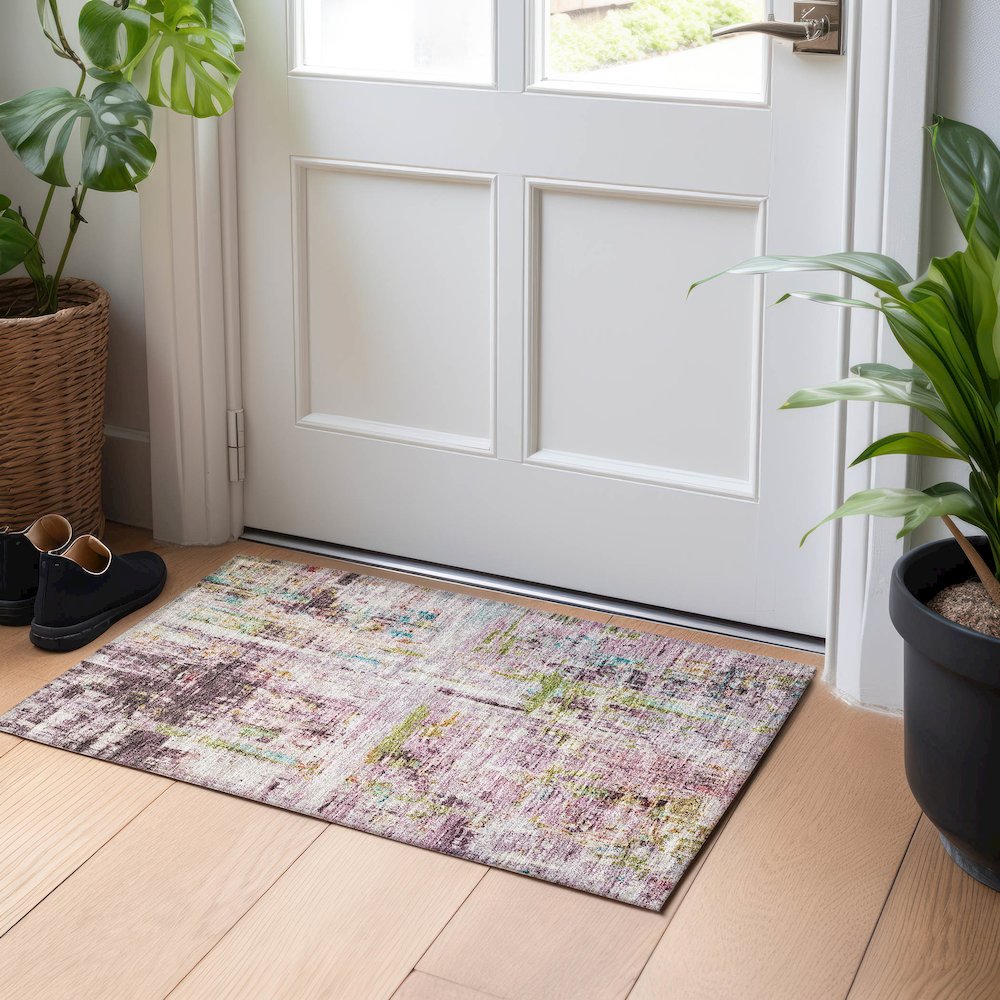Indoor/Outdoor Nouveau Lavender 1'8" x 2'6" Rug. Picture 5