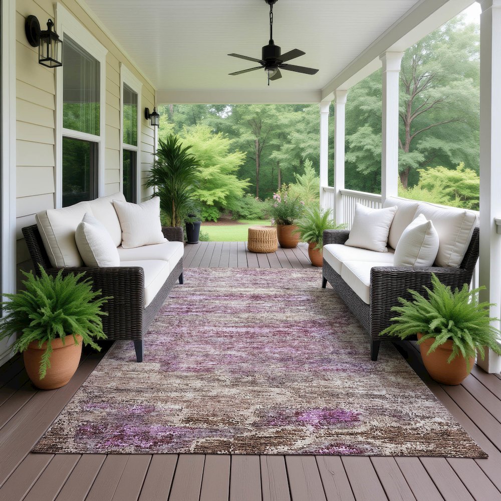 Indoor/Outdoor Nouveau Blush 2'6" x 3'10" Rug. Picture 6