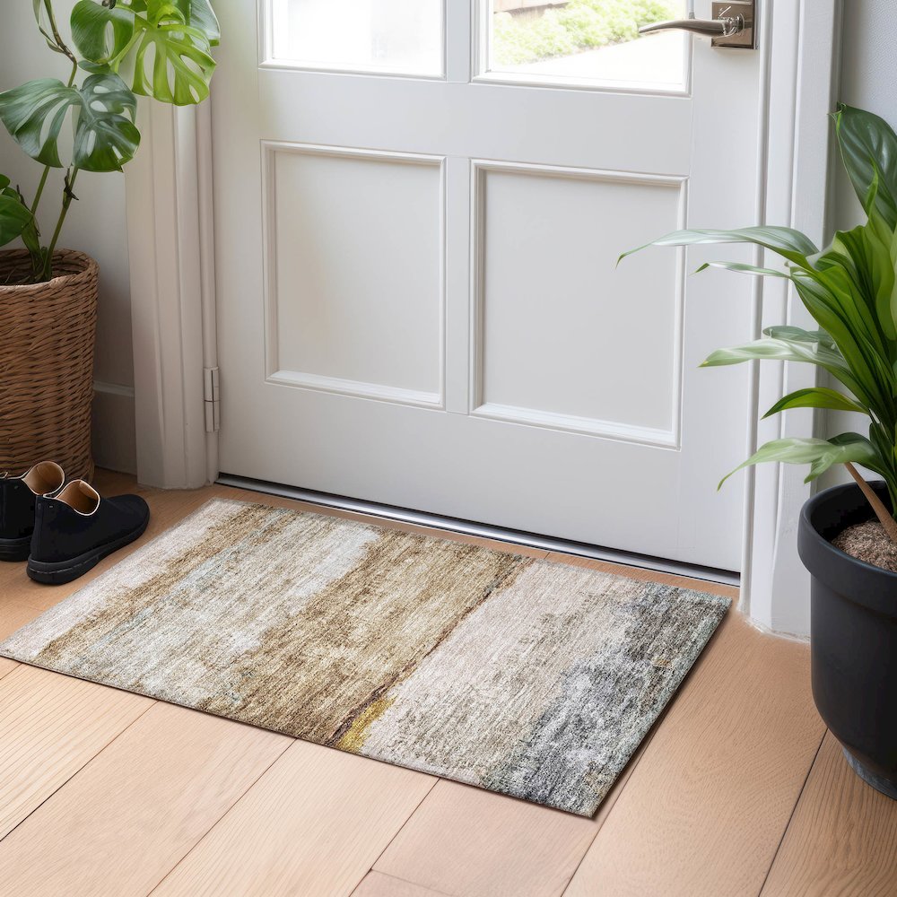 Indoor/Outdoor Nouveau Beige 1'8" x 2'6" Rug. Picture 5