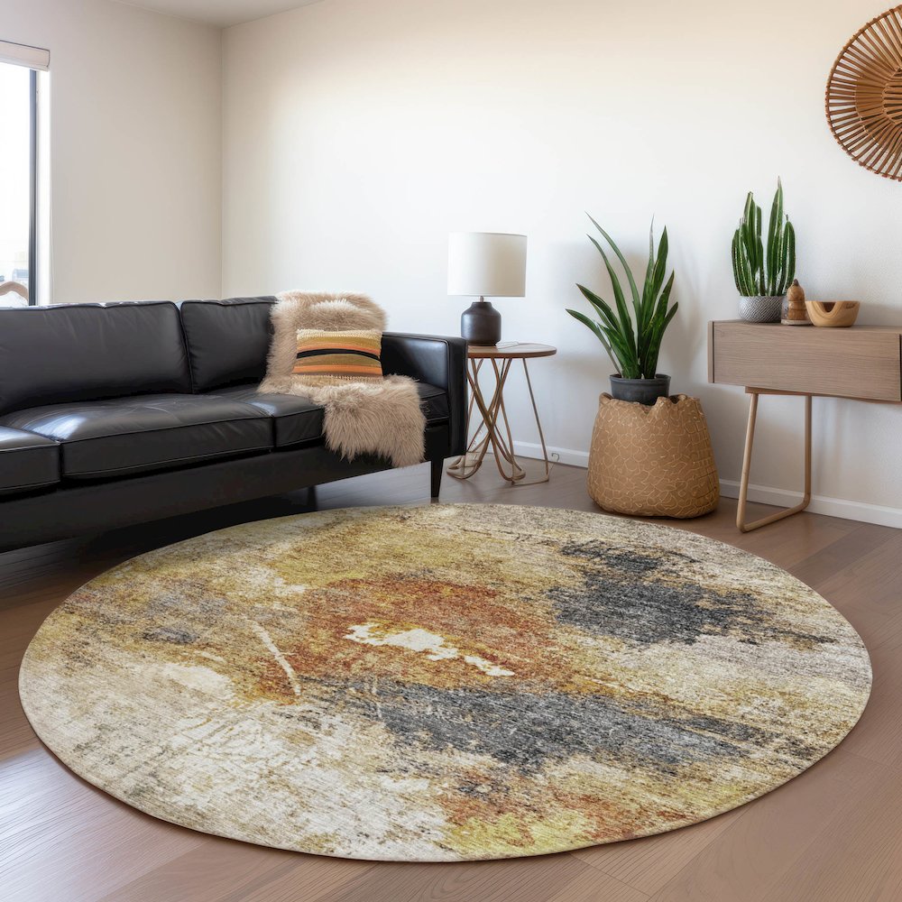 Indoor/Outdoor Nouveau Taupe 8' x 8' Round Rug. Picture 5