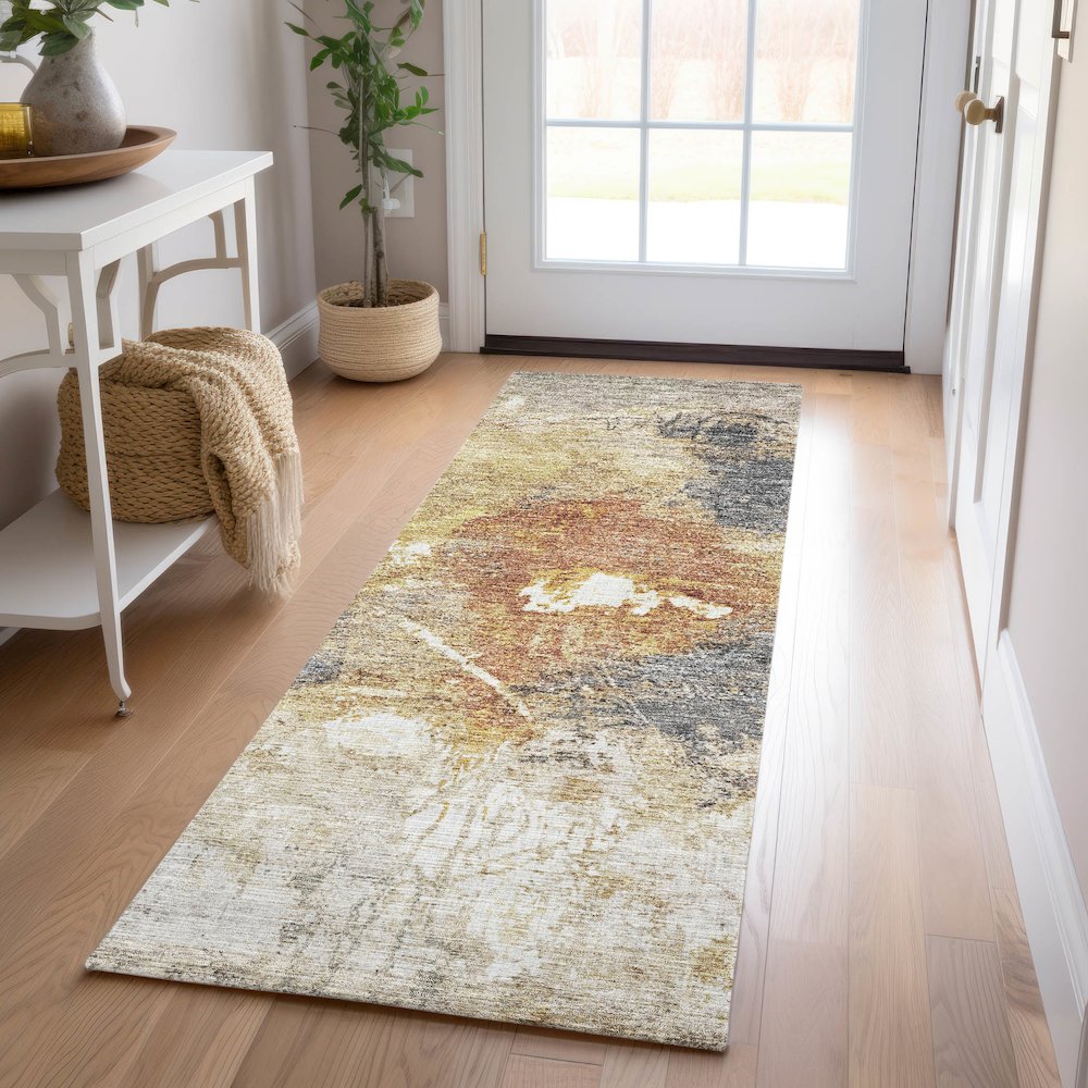Indoor/Outdoor Nouveau Taupe 2'3" x 7'6" Runner Rug. Picture 5