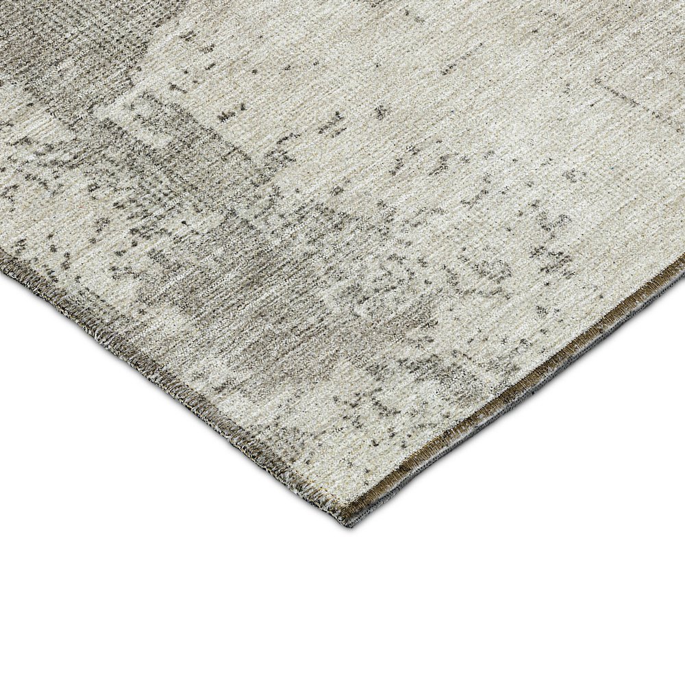 Indoor/Outdoor Nouveau Linen 1'8" x 2'6" Rug. Picture 2