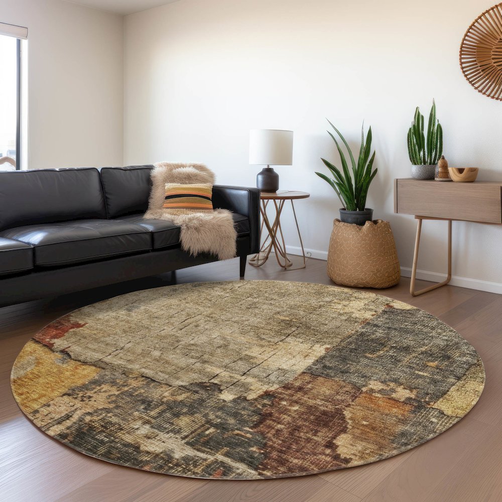 Indoor/Outdoor Nouveau Khaki 8' x 8' Round Rug. Picture 5