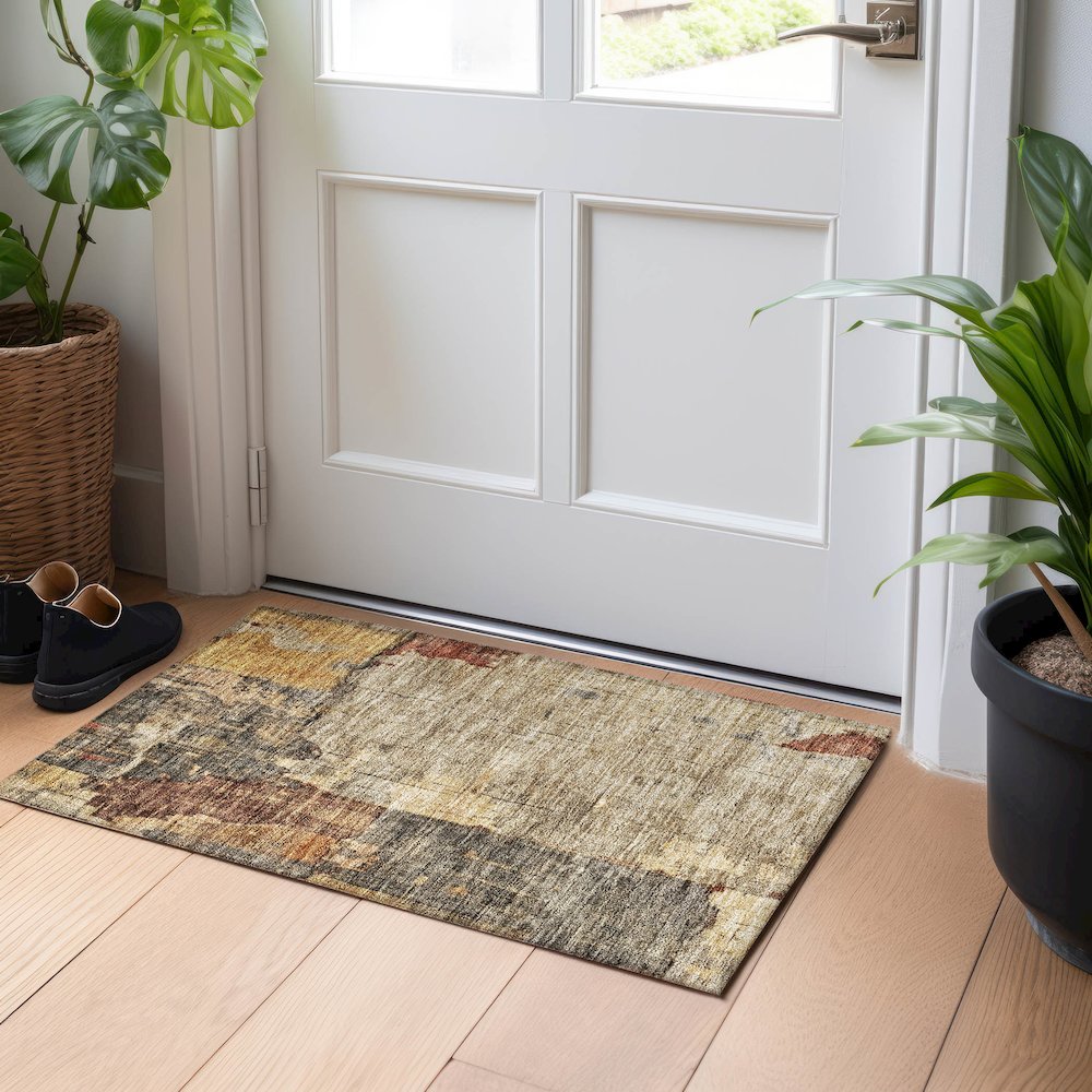 Indoor/Outdoor Nouveau Khaki 1'8" x 2'6" Rug. Picture 5
