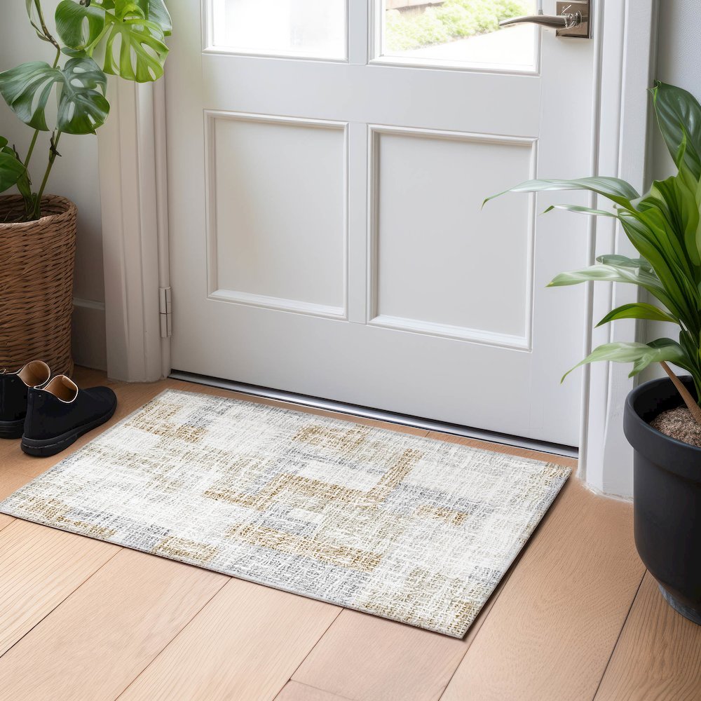 Luxury Washable Indoor/Outdoor Portico Ivory 1'8" x 2'6" Rug. Picture 5