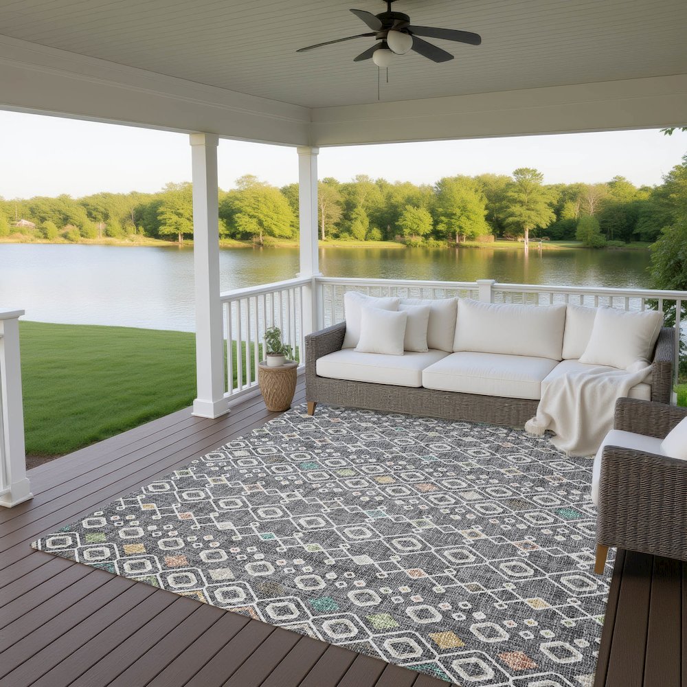 Luxury Washable Indoor/Outdoor Portico Gray 2'6" x 3'10" Rug. Picture 6