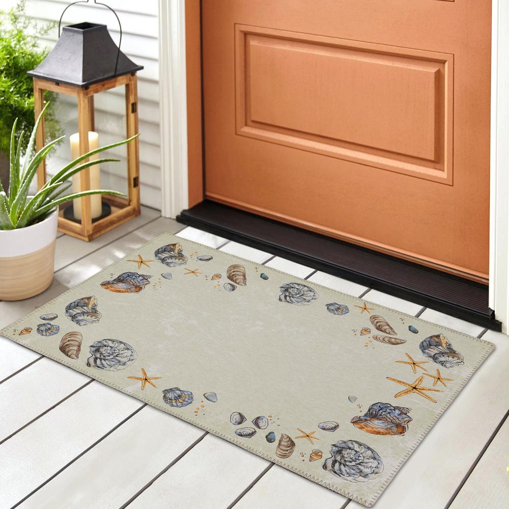 Indoor/Outdoor Surfside ASR39 Oyster Washable 1'8" x 2'6" Rug. Picture 2