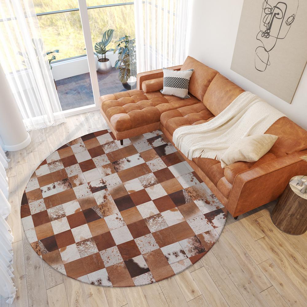 Laredo Brown Animal Patchwork 8' x 8' Round Rug Brown ALR40. Picture 1