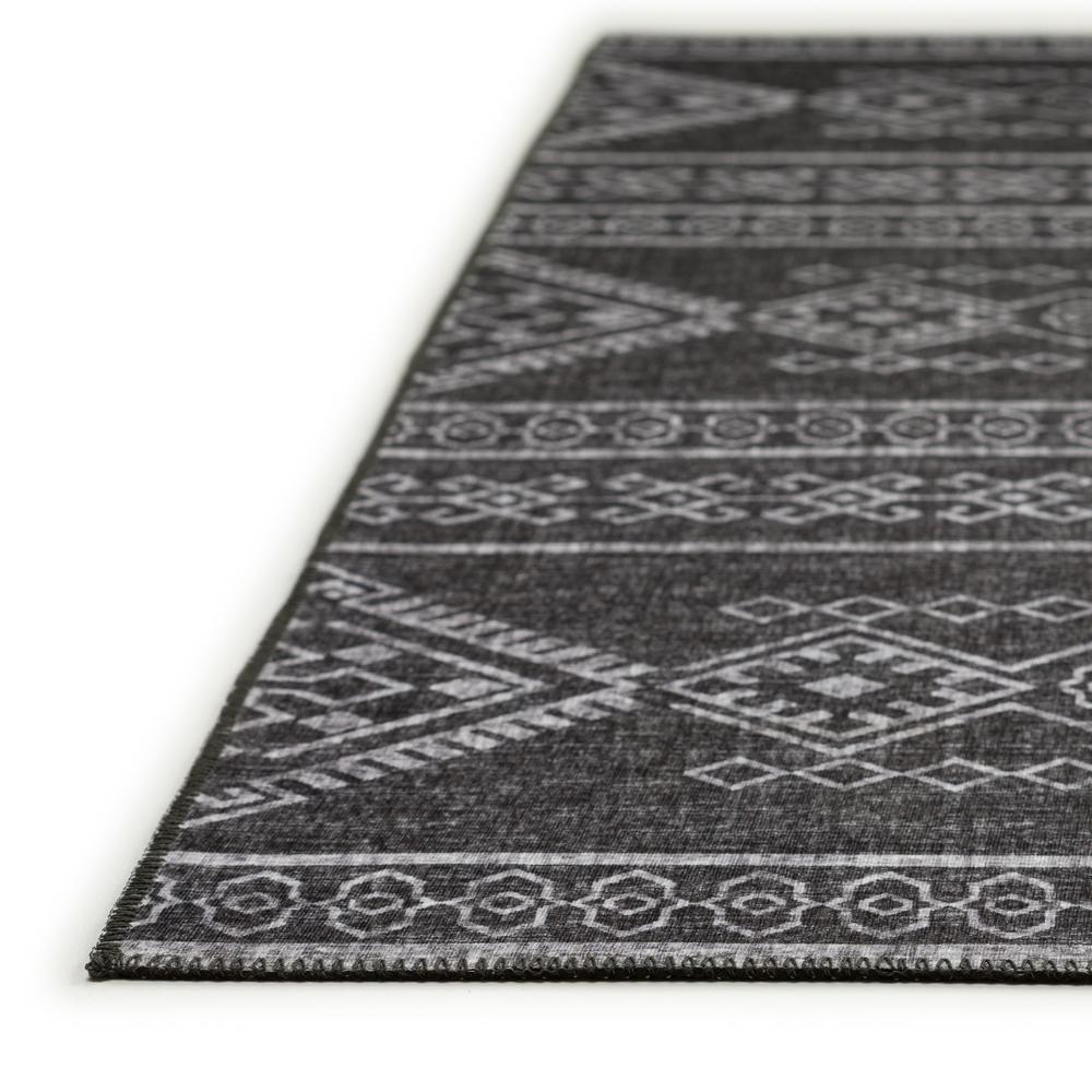 Yuma Gray Transitional Southwest 1'8" x 2'6" Accent Rug Gray AYU44. Picture 3