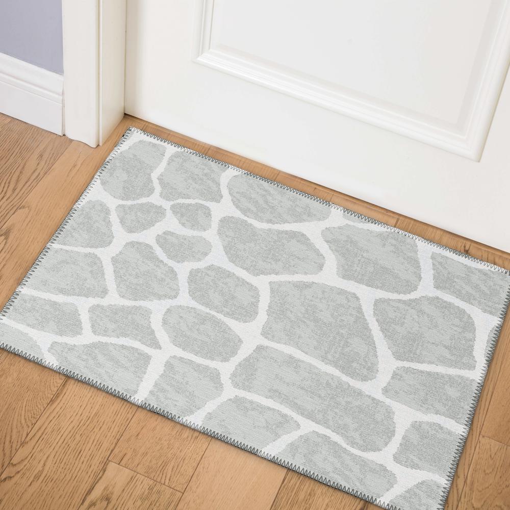 Safari Grey Animal Animal Print 1'8" x 2'6" Accent Rug Grey ASF34. Picture 1