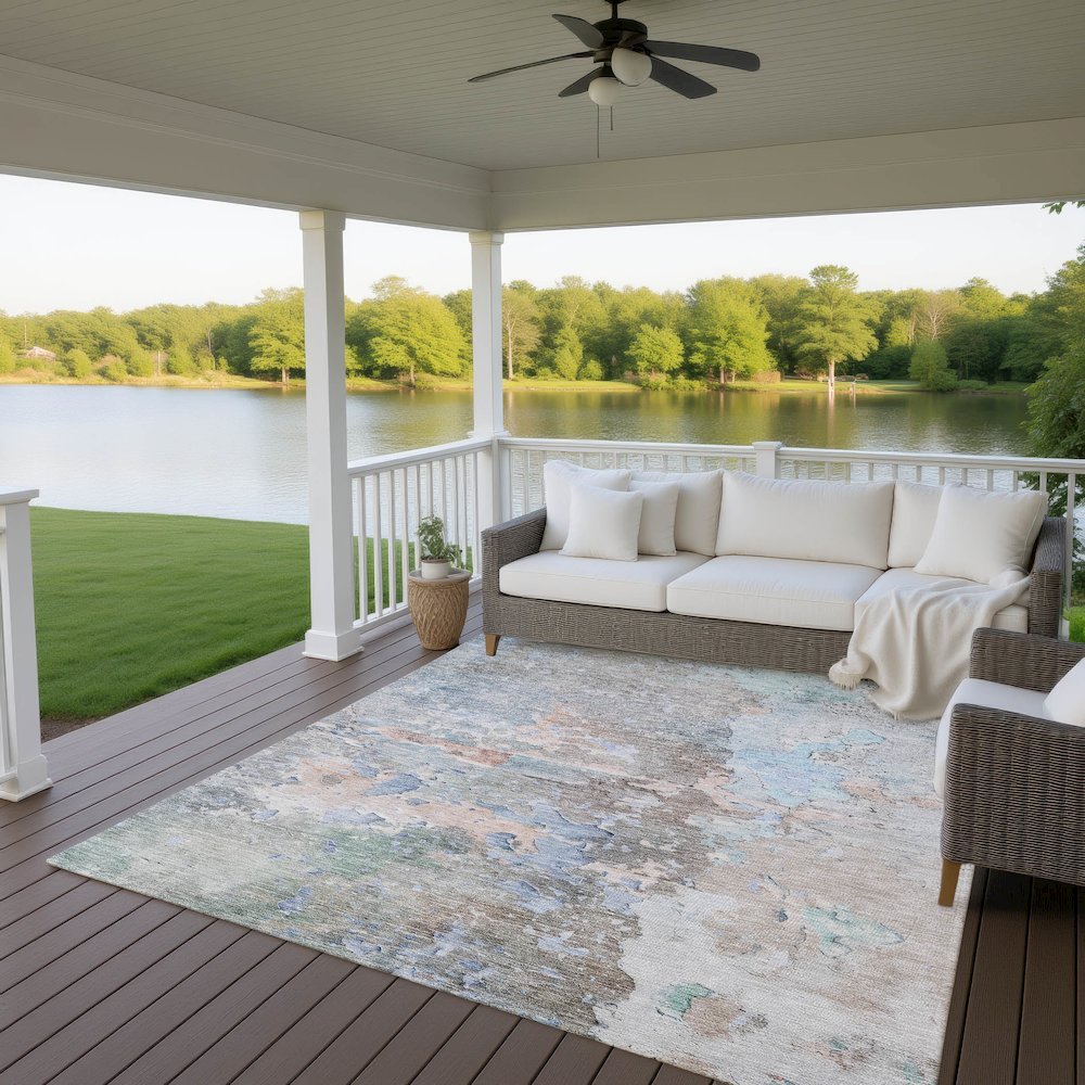 Luxury Washable Indoor/Outdoor Ravenna Taupe 2'6" x 3'10" Rug. Picture 7