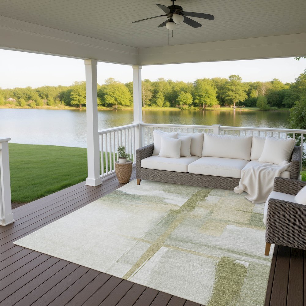 Luxury Washable Indoor/Outdoor Ravenna Aloe 2'6" x 3'10" Rug. Picture 7