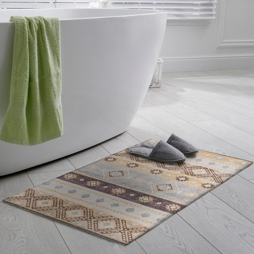 Yuma Gilded Transitional Southwest 1'8" x 2'6" Accent Rug Gilded AYU42. Picture 1