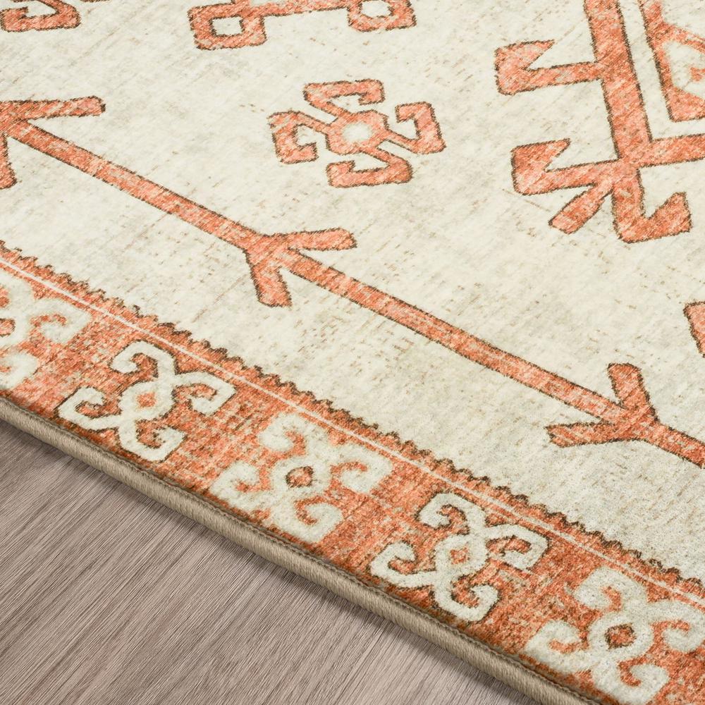 Brisbane BR2 Ivory 1'8" x 2'6" Rug. Picture 5