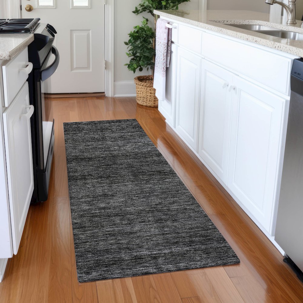 Luxury Washable Indoor/Outdoor Soft Essentials SE1 Gray 2'3" x 7'6" Runner Rug. Picture 5