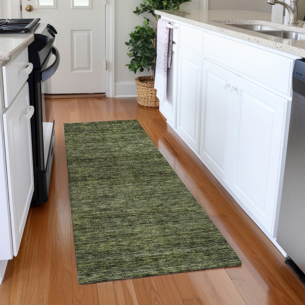 Luxury Washable Indoor/Outdoor Soft Essentials SE1 Green 2'3" x 7'6" Runner Rug. Picture 5