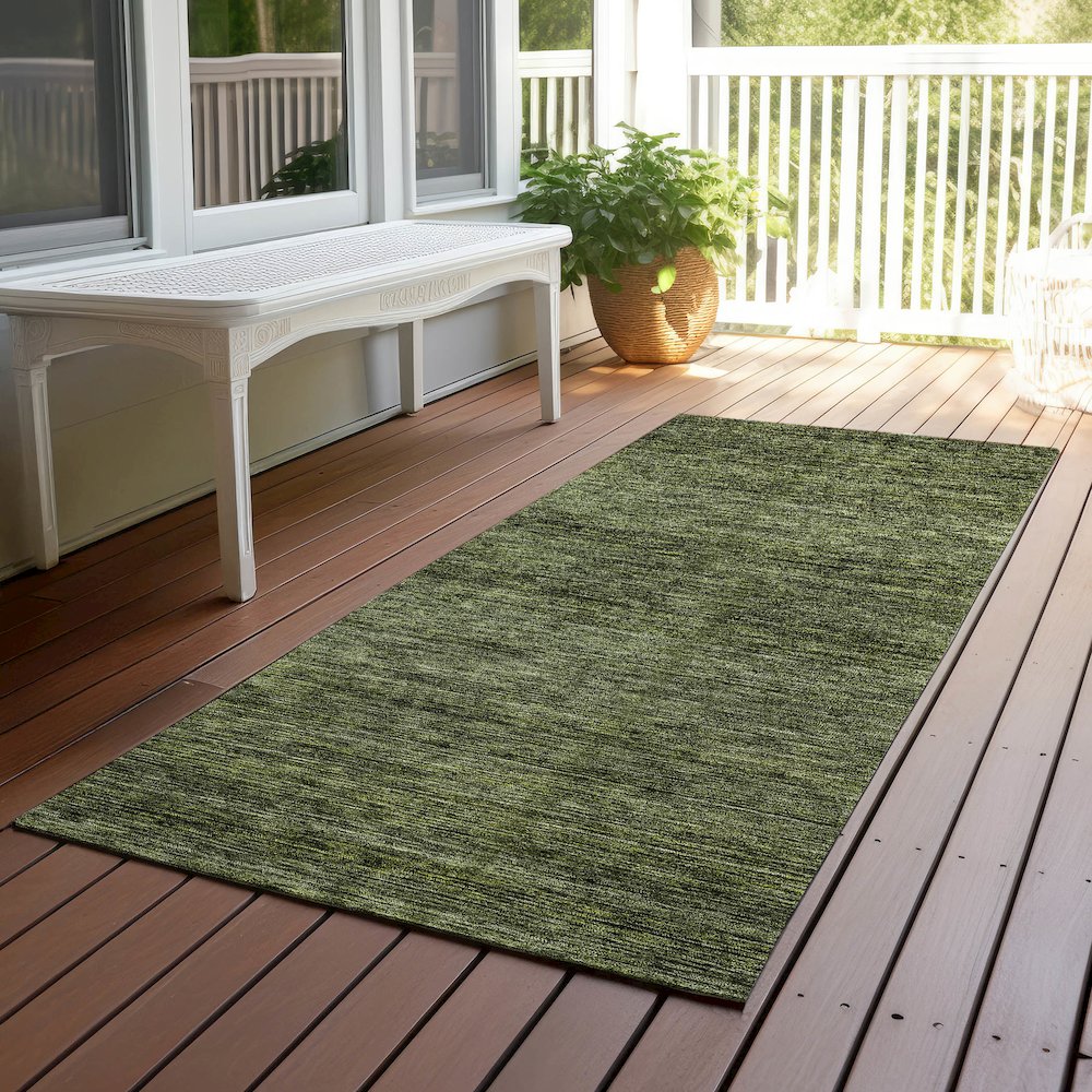 Luxury Washable Indoor/Outdoor Soft Essentials SE1 Green 2'3" x 7'6" Runner Rug. Picture 6