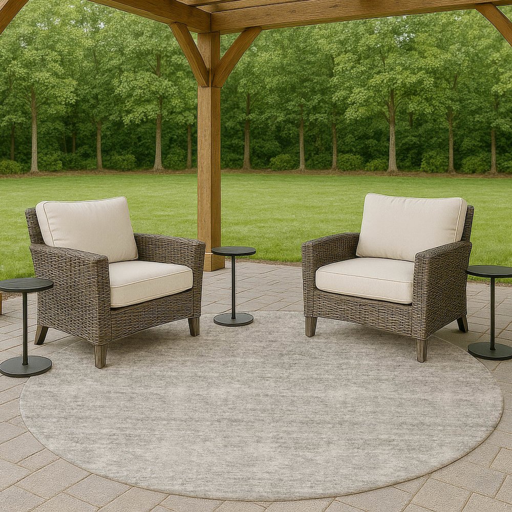 Luxury Washable Indoor/Outdoor Soft Essentials SE1 Gray 8' x 8' Rug. Picture 6